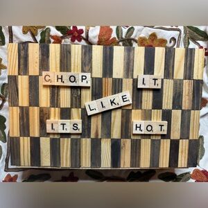 Kitchen knife holder